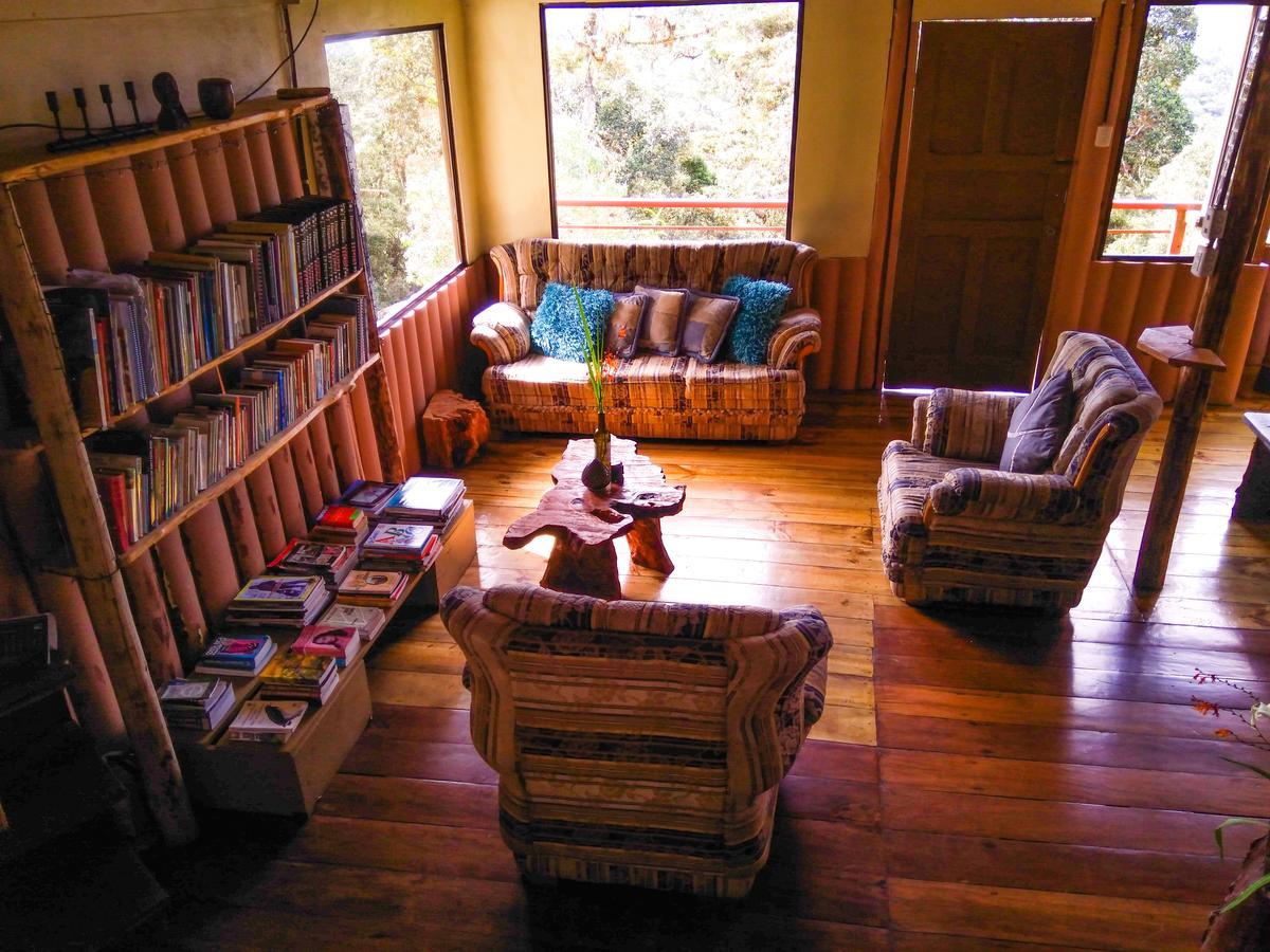 Bed and Breakfast Iyok Ami  Cartago Exterior foto